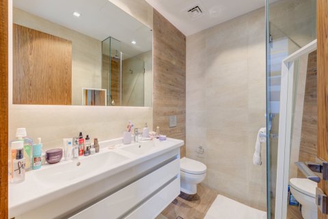 Apartment in Dubai Marina, Dubai 1 bedroom, 61 sq.m. № 96842 - photo 14