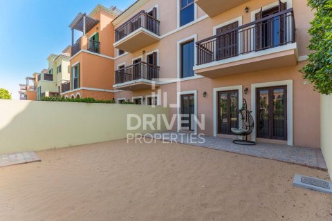 Villa en La Mer, Jumeirah, Dubai, 3 dormitorios, 263 m², № 87008 - foto 27