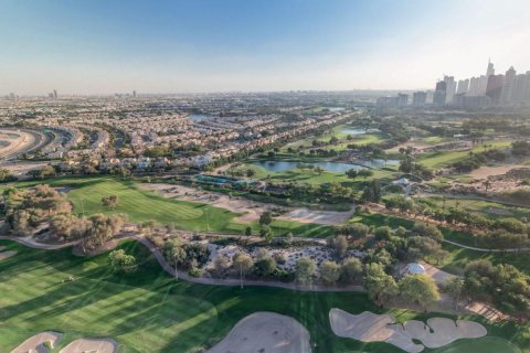 Apartamento en Dubai, 1 dormitorio, 106.4 m², № 94740