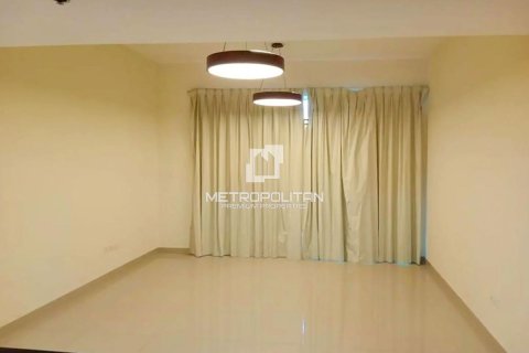 Купить квартиру в Dubai Sports City, Дубай: 1 спальня, 75м², № 15107 - фото 1