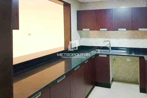 Купить квартиру в Dubai Sports City, Дубай: 1 спальня, 75м², № 15107 - фото 4