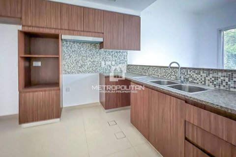 تاون هاوس في Arabella Townhouses, مُدُنْ, دبي 3 غرف نوم, 181 م² رقم 16007 - صورة 3