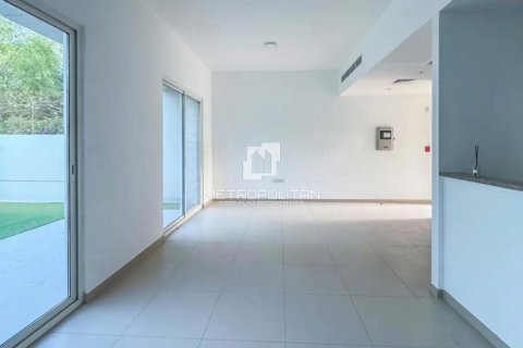 تاون هاوس في Arabella Townhouses, مُدُنْ, دبي 3 غرف نوم, 181 م² رقم 16007 - صورة 2