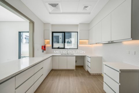 Villa à Murooj Al Furjan, Al Furjan, Dubai, 4 chambres, 575 m², № 16016 - photo 13