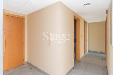 Apartment in Jumeirah Lake Towers, Dubai 2 bedrooms, 88 sq.m. № 59197 - photo 9