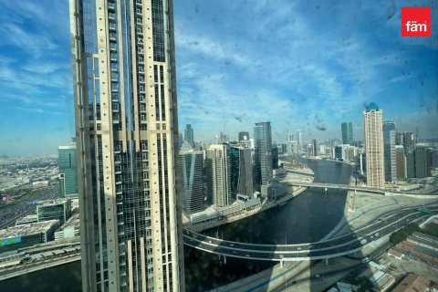 Apartamento en Business Bay, Dubai, 2 dormitorios, 140.4 m², № 117715 - foto 2