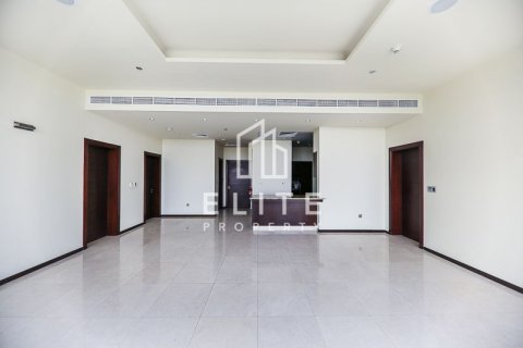 Apartamento en Tiara Residences, Palm Jumeirah, Dubai, 2 dormitorios, 159 m², № 121699 - foto 3