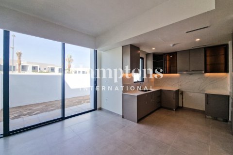 Adosado en Arabian Ranches 3, Dubai, 4 dormitorios, 287.16317300 m², № 124493 - foto 9