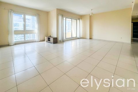 Appartement à Dubai Marina, Dubai, 2 chambres, 169 m², № 37929 - photo 1