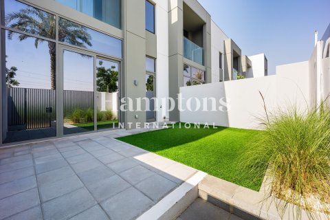 Снять в аренду таунхаус в Ruba, Arabian Ranches 3, Дубай: 3 спальни, 193.51694900м², № 113978 - фото 8