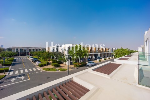 Снять в аренду таунхаус в Ruba, Arabian Ranches 3, Дубай: 3 спальни, 193.51694900м², № 113978 - фото 12