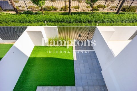 Снять в аренду таунхаус в Ruba, Arabian Ranches 3, Дубай: 3 спальни, 193.51694900м², № 113978 - фото 9