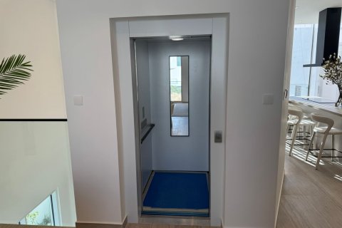 Купить виллу в Wadi Al Safa 3, Дубай: 4 спальни, 180м², № 96853 - фото 14