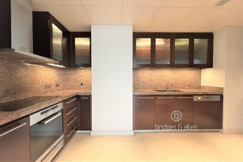 Apartment in Downtown Dubai (Downtown Burj Dubai), Dubai 2 bedrooms, 179 sq.m. № 83946 - photo 4