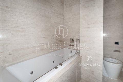 Apartment in Downtown Dubai (Downtown Burj Dubai), Dubai 2 bedrooms, 179 sq.m. № 83946 - photo 15