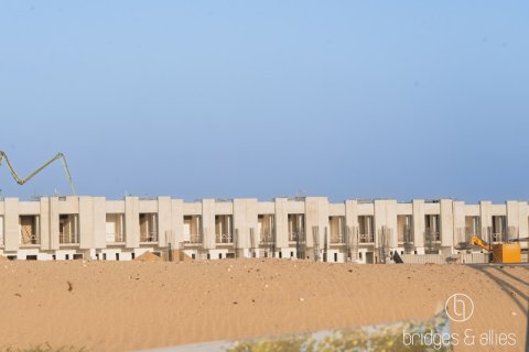 Villa en Dubai Land, Dubai, 4 dormitorios, 91 m², № 83935 - foto 5