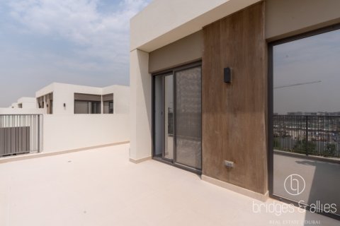 Villa en Tilal Al Ghaf, Dubai, 4 dormitorios, 219 m², № 83936 - foto 16