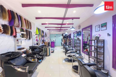 Tienda en Dubai, 80.6 m², № 16459 - foto 5