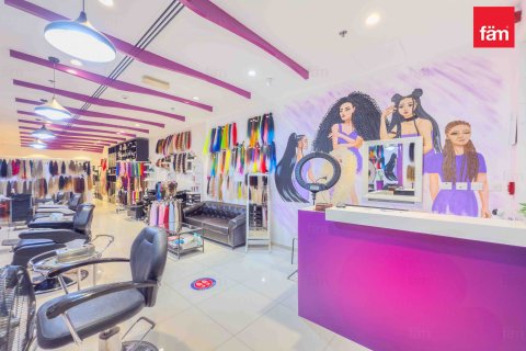 Tienda en Dubai, 80.6 m², № 16459 - foto 9