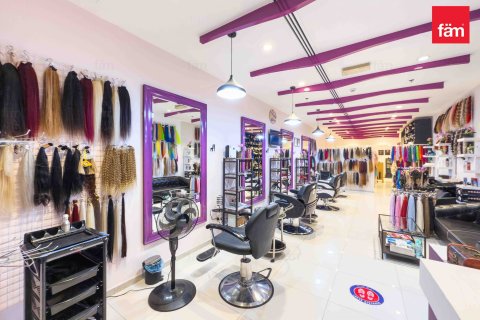 Tienda en Dubai, 80.6 m², № 16459 - foto 7