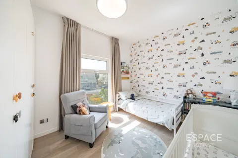 Villa in Meadows 1, Meadows, Dubai 4 bedrooms, 344 sq.m. № 61568 - photo 11