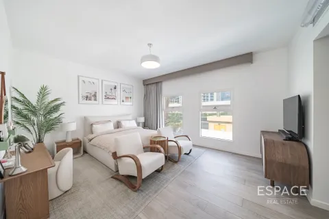 Villa in Meadows 1, Meadows, Dubai 4 bedrooms, 344 sq.m. № 61568 - photo 6