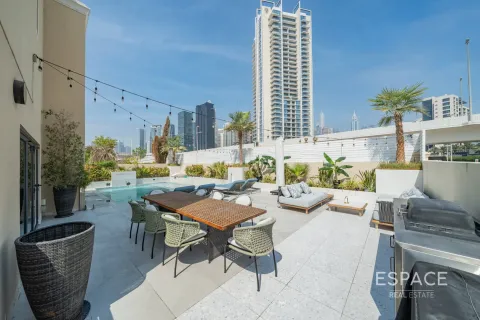 Villa in Meadows 1, Meadows, Dubai 4 bedrooms, 344 sq.m. № 61568 - photo 17