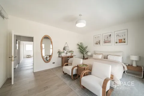 Villa in Meadows 1, Meadows, Dubai 4 bedrooms, 344 sq.m. № 61568 - photo 7