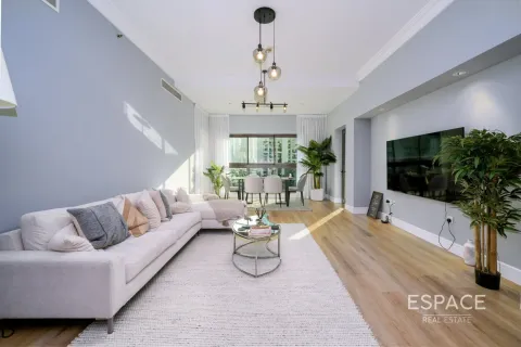 Apartment in Palm Jumeirah, Dubai 2 bedrooms, 168 sq.m. № 61578 - photo 2