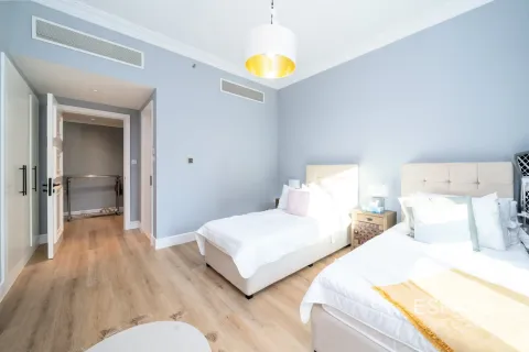 Apartment in Palm Jumeirah, Dubai 2 bedrooms, 168 sq.m. № 61578 - photo 12