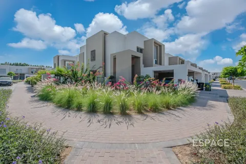 Villa en Reem Community, Arabian Ranches 2, Dubai, 4 dormitorios, 242 m², № 61565 - foto 1