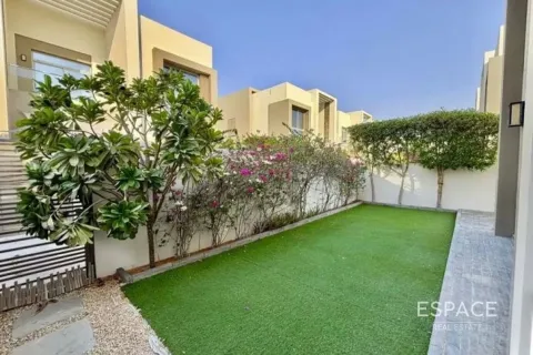 Villa en Reem Community, Arabian Ranches 2, Dubai, 4 dormitorios, 242 m², № 61565 - foto 2