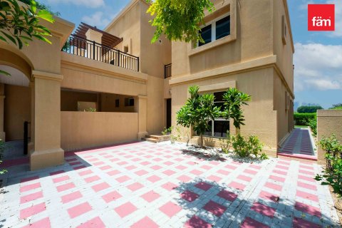 Villa en Dubai, 4 dormitorios, 367.4 m², № 50827 - foto 19