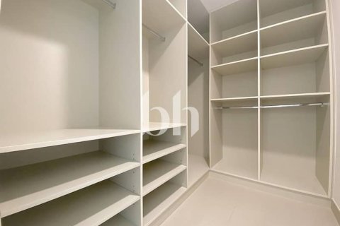 Townhouse in Dubai Hills Estate, Dubai 3 bedrooms, 196 sq.m. № 57582 - photo 13