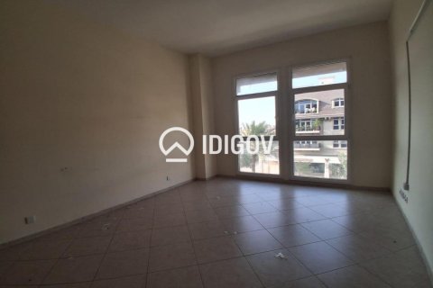 Снять в аренду квартиру в Мирдифом, Дубай: 2 спальни, 141.12м², № 124627 - фото 6