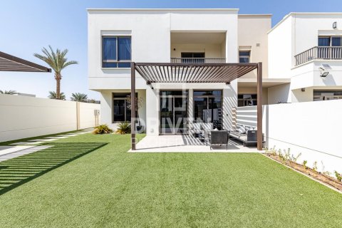Townhouse in Hayat Townhouses, Town Square, Dubai 4 bedrooms, 316.52 sq.m. № 143109 - photo 13