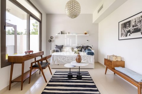 Townhouse in Hayat Townhouses, Town Square, Dubai 4 bedrooms, 316.52 sq.m. № 143109 - photo 6