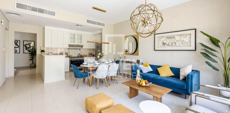 Townhouse in Hayat Townhouses, Town Square, Dubai 4 bedrooms, 316.52 sq.m. № 143109