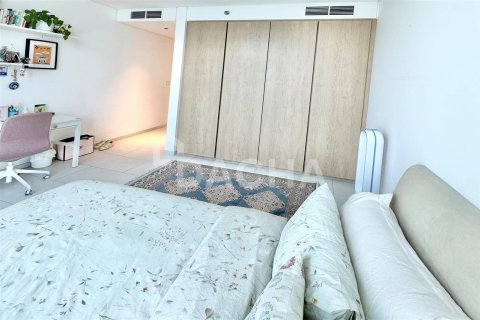 Apartamento en Marquise Square Tower, Business Bay, Dubai, 2 dormitorios, 123.2 m², № 6817 - foto 7