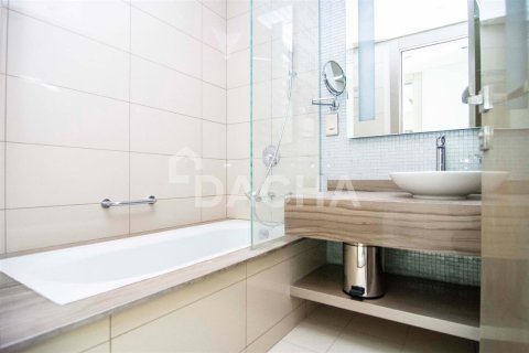 Apartamento en Business Bay, Dubai, 3 dormitorios, 178.2 m², № 6805 - foto 8