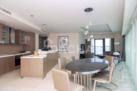 Apartamento en Business Bay, Dubai, 3 dormitorios, 178.2 m², № 6805 - foto 4