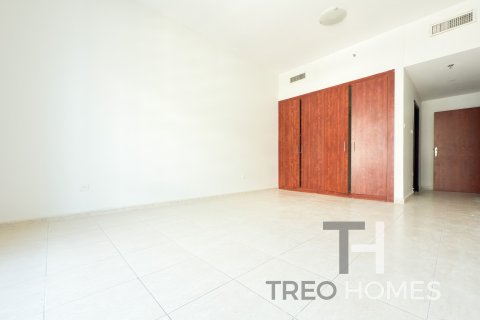 Apartment in Dubai Sports City, Dubai 2 bedrooms, 150 sq.m. № 16384 - photo 15