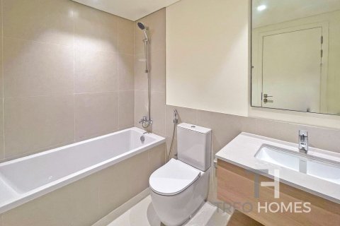 Townhouse in Dubai South (Dubai World Central), Dubai 3 bedrooms, 182 sq.m. № 16382 - photo 13