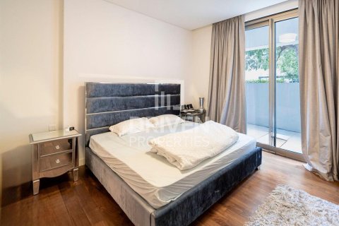 Apartment in City Walk, Dubai 2 bedrooms, 180.6 sq.m. № 128974 - photo 7