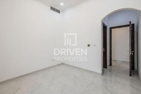 Villa à Nadd Al Sheba, Dubai, 6 chambres, 1468.05 m², № 128968 - photo 12