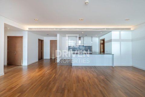 Apartment in City Walk, Dubai 1 bedroom, 110.65 sq.m. № 128966 - photo 3