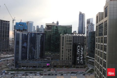 Apartment in Business Bay, Dubai 3 bedrooms, 210 sq.m. № 72367 - photo 23