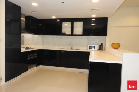 Apartment in Business Bay, Dubai 3 bedrooms, 210 sq.m. № 72367 - photo 9