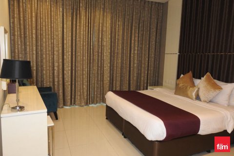 Apartment in Business Bay, Dubai 3 bedrooms, 210 sq.m. № 72367 - photo 12