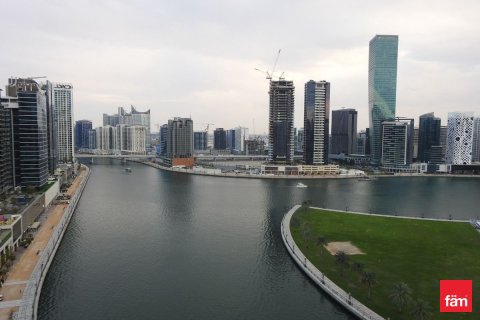 Apartment in Business Bay, Dubai 3 bedrooms, 210 sq.m. № 72367 - photo 21